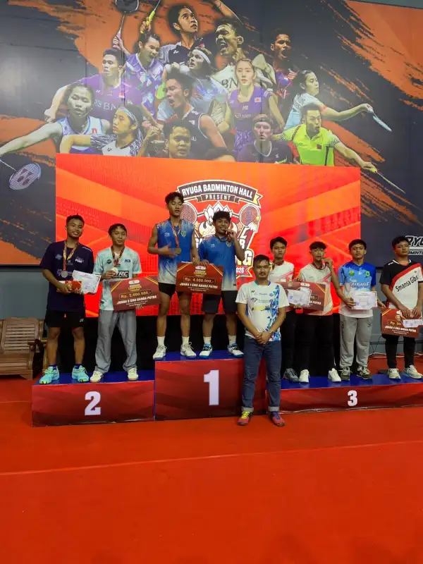 JUARA BADMINTON